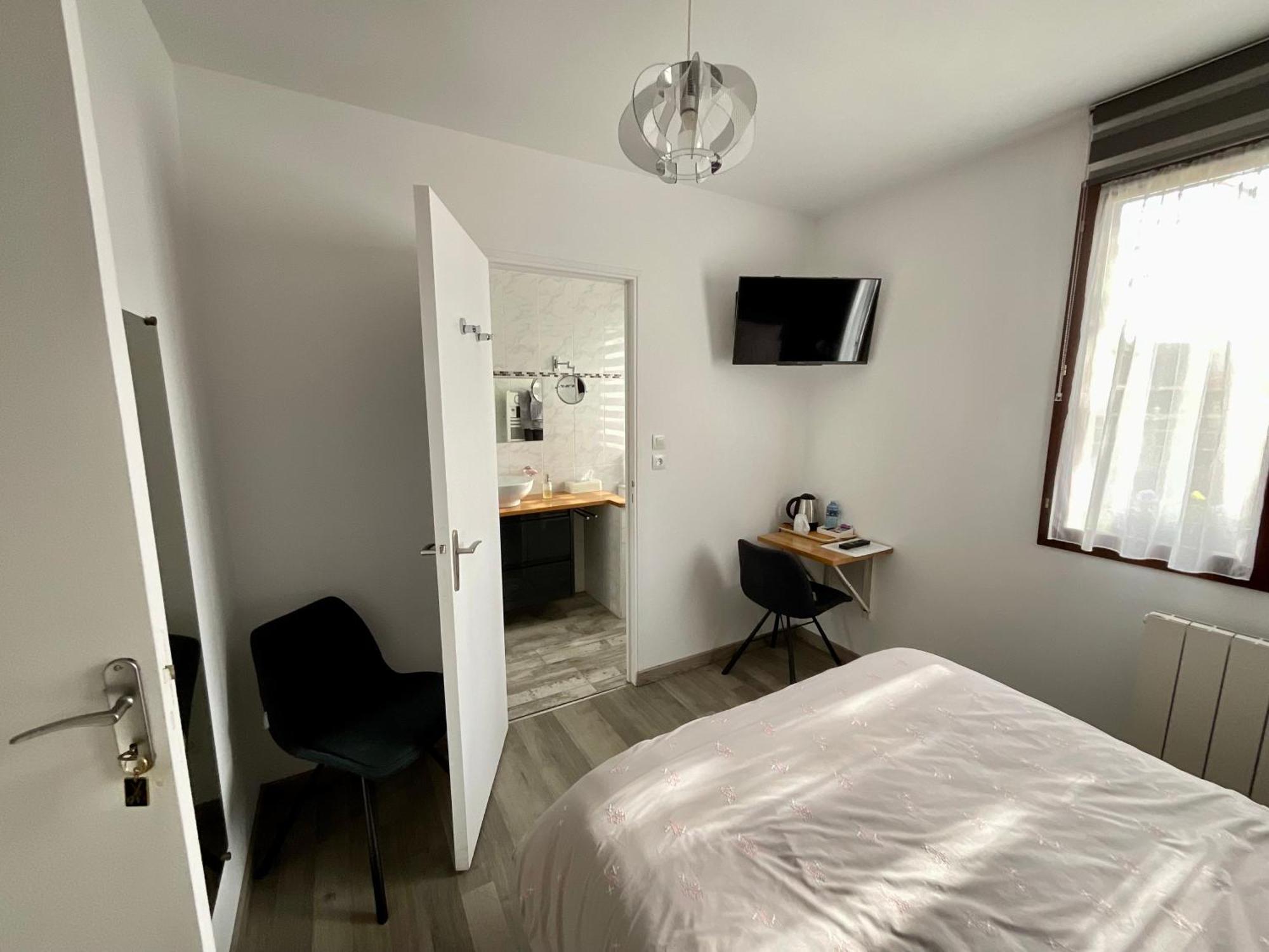 Chambres Tout Confort Du Tilleul Bosc-Benard-Commin Номер фото